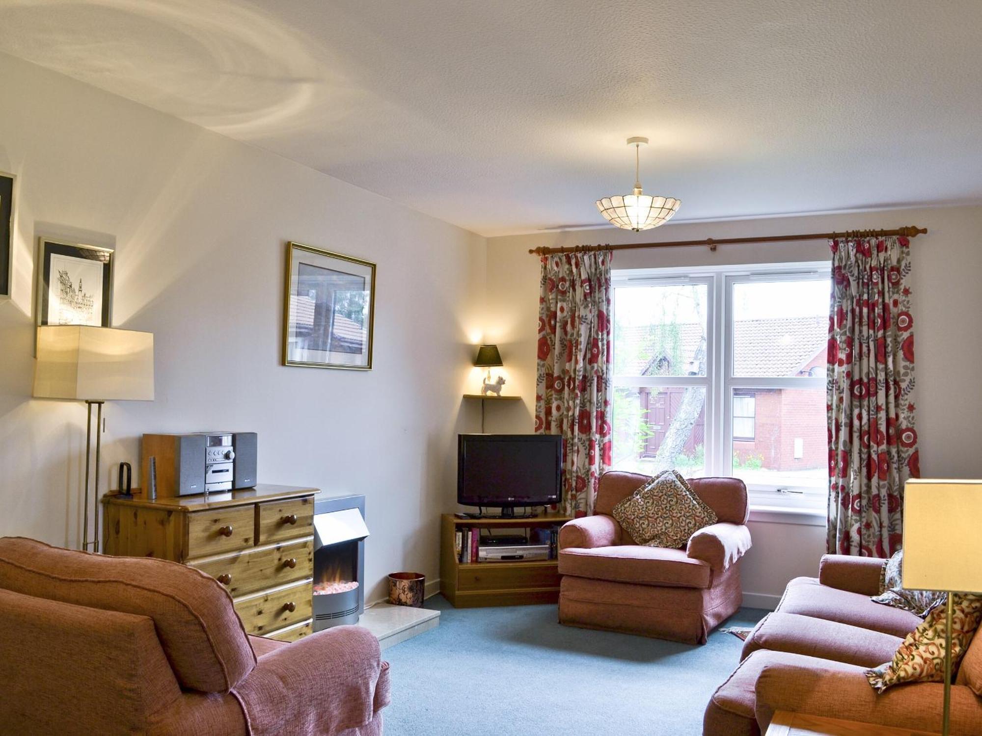 Glenrothay Villa อาวีมอร์ ภายนอก รูปภาพ